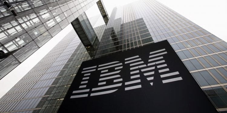 IBM Dönüşüm Raporu: Hibrit Bulut Hakimiyetini Sürdürmeye Devam Ediyor