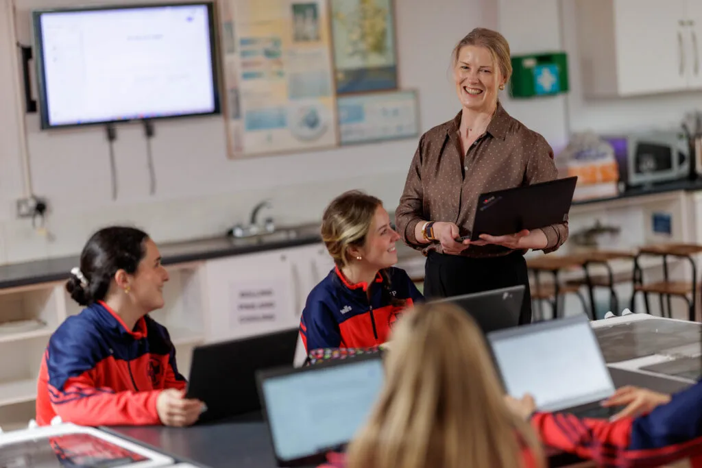 classroom — TR news