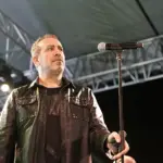 Haluk Levent: Türk Rock Müziğinin İkonu ve Sosyal Sorumluluk