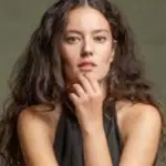 Pelin Akil: Son Projeleri ve Kariyeri Üzerine