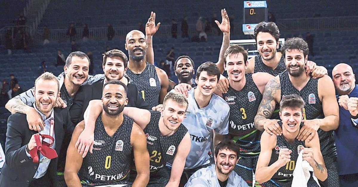 Zaragoza ve Petkim Spor: Mücadele ve Stratejiler