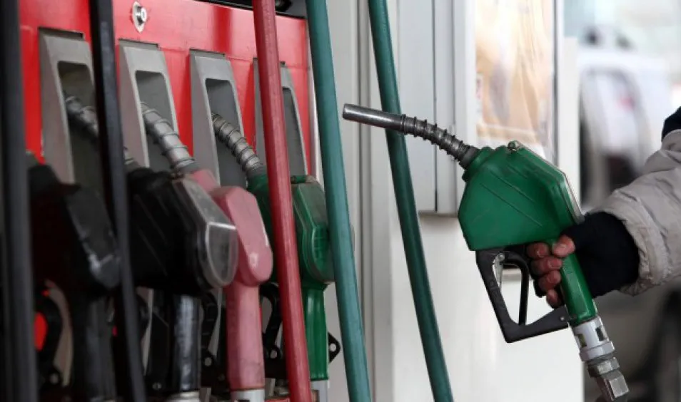 benzin motorin indirim — TR news