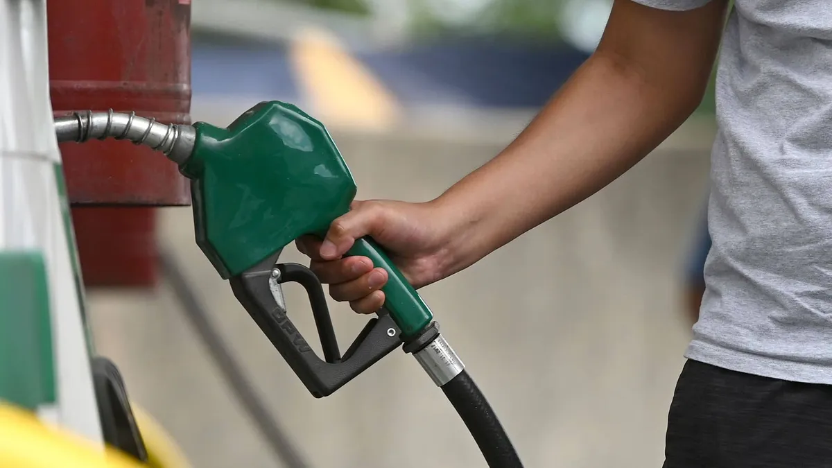 petrol fiyatları — TR news