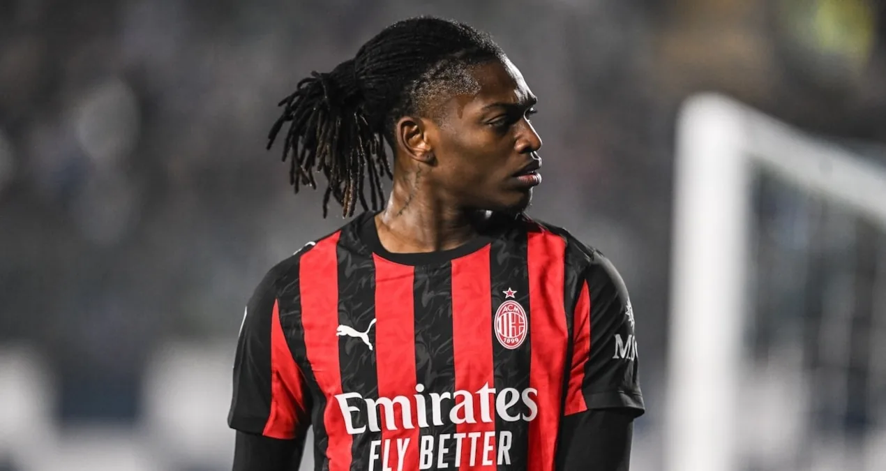 Galatasaray, Rafael Leao için serveti gözden çıkardı! Portekizli futbolcu 'tatil için' Türkiye'ye geldi