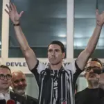 Beşiktaş’ın yeni transferi Dusan Vlahovic ilk antrenmanına çıktı