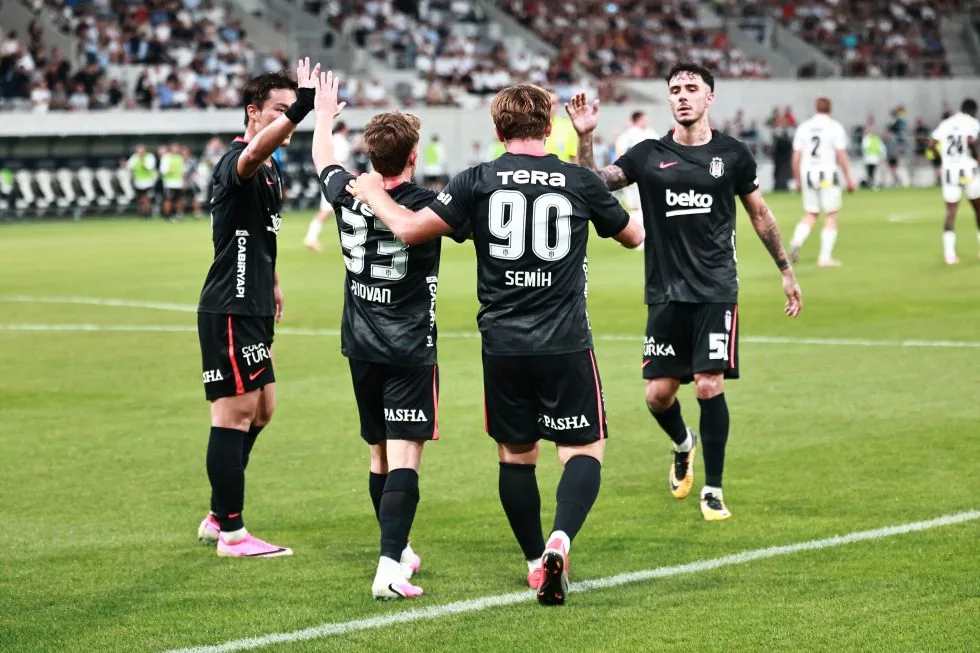 S Sport Plus ücretli mi, hangi platformda? İnternet üzerinde S Sport canlı izle ekranı var mı? Beşiktaş - Hradec Kralove maçı canlı yayın