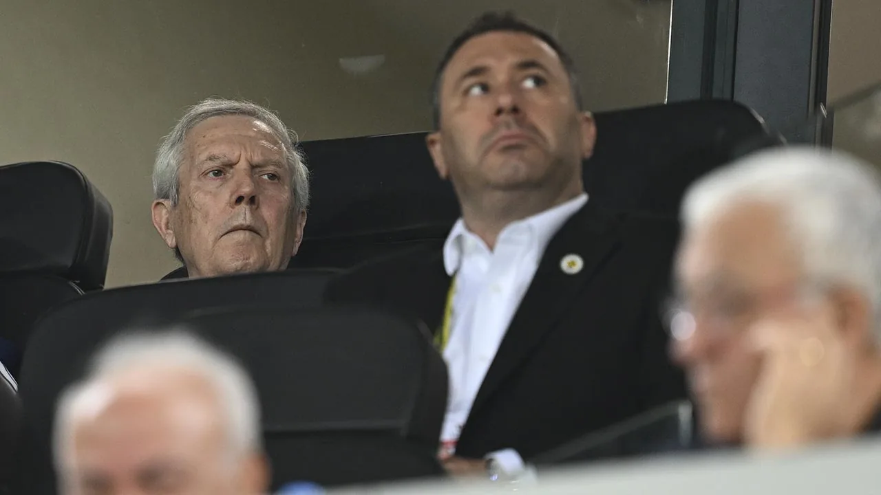 Fenerbahçe'nin eski teknik direktörü Ersun Yanal bombaladı: 'Aziz Yıldırım, Samandıra'nın içinden geçer' | 'Sizi tefe koyarlar'