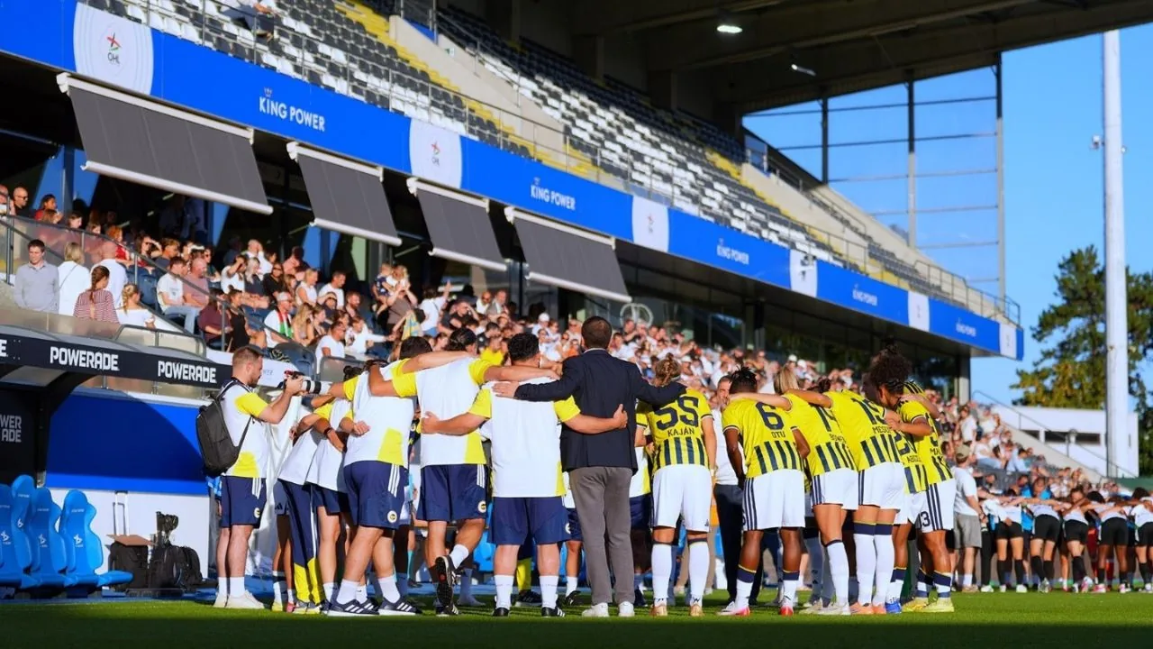 Fenerbahçe'nin Şampiyonlar Ligi maçında skandal hakem hatası